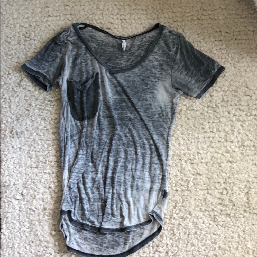 Z supply washed v neck short sleeve